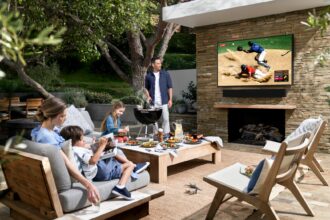 Samsung The Terrace: Wasserfester Outdoor TV offiziell angekündigt