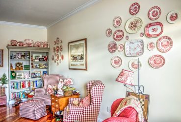 Title on Photo and Gallery shortcode